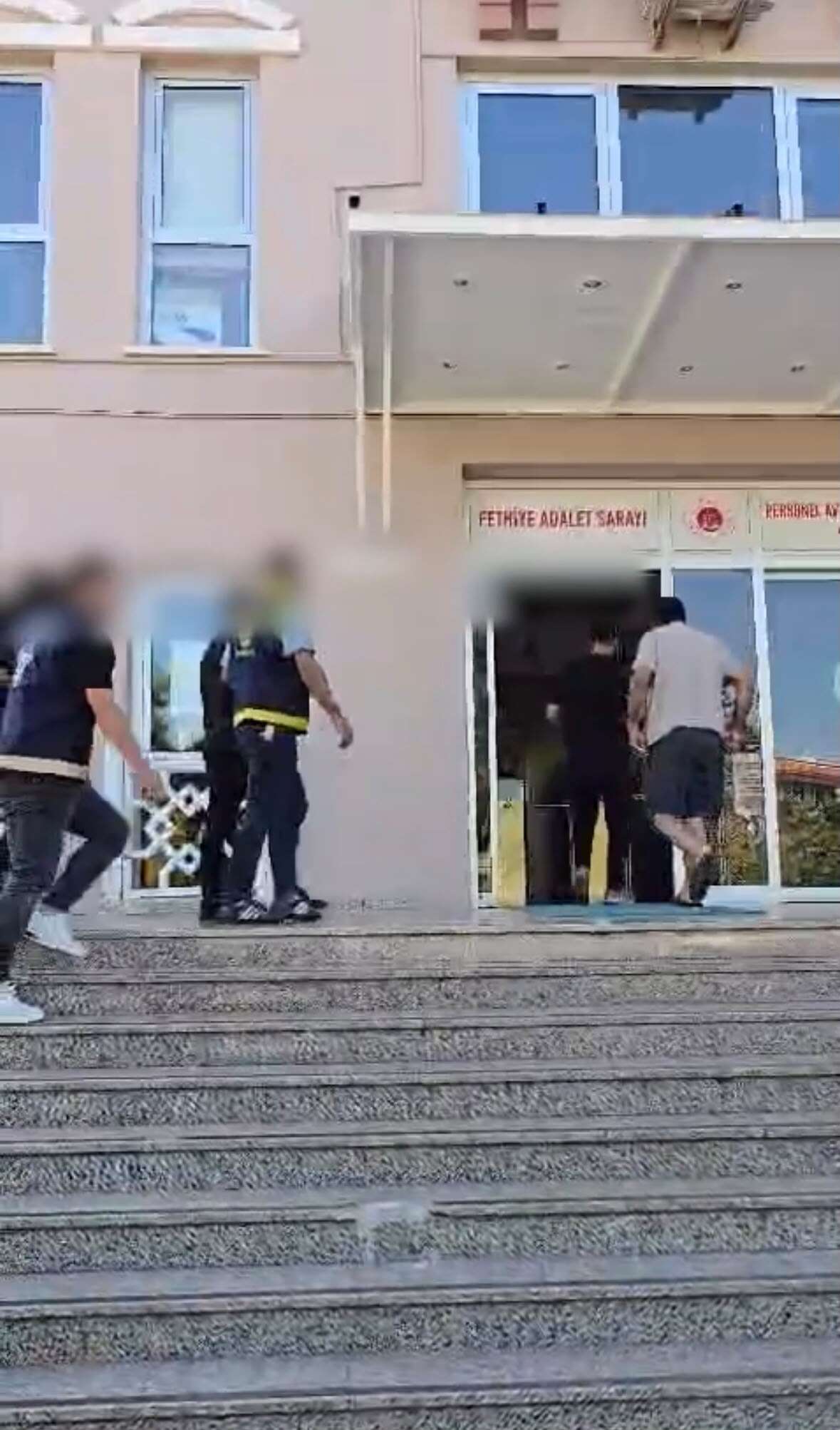 Fethiye Merkezli Fuhuş Operasyonunda 8 Şüpheli Yakalandı: 15 Mağdur Kadın Kurtarıldı 2
